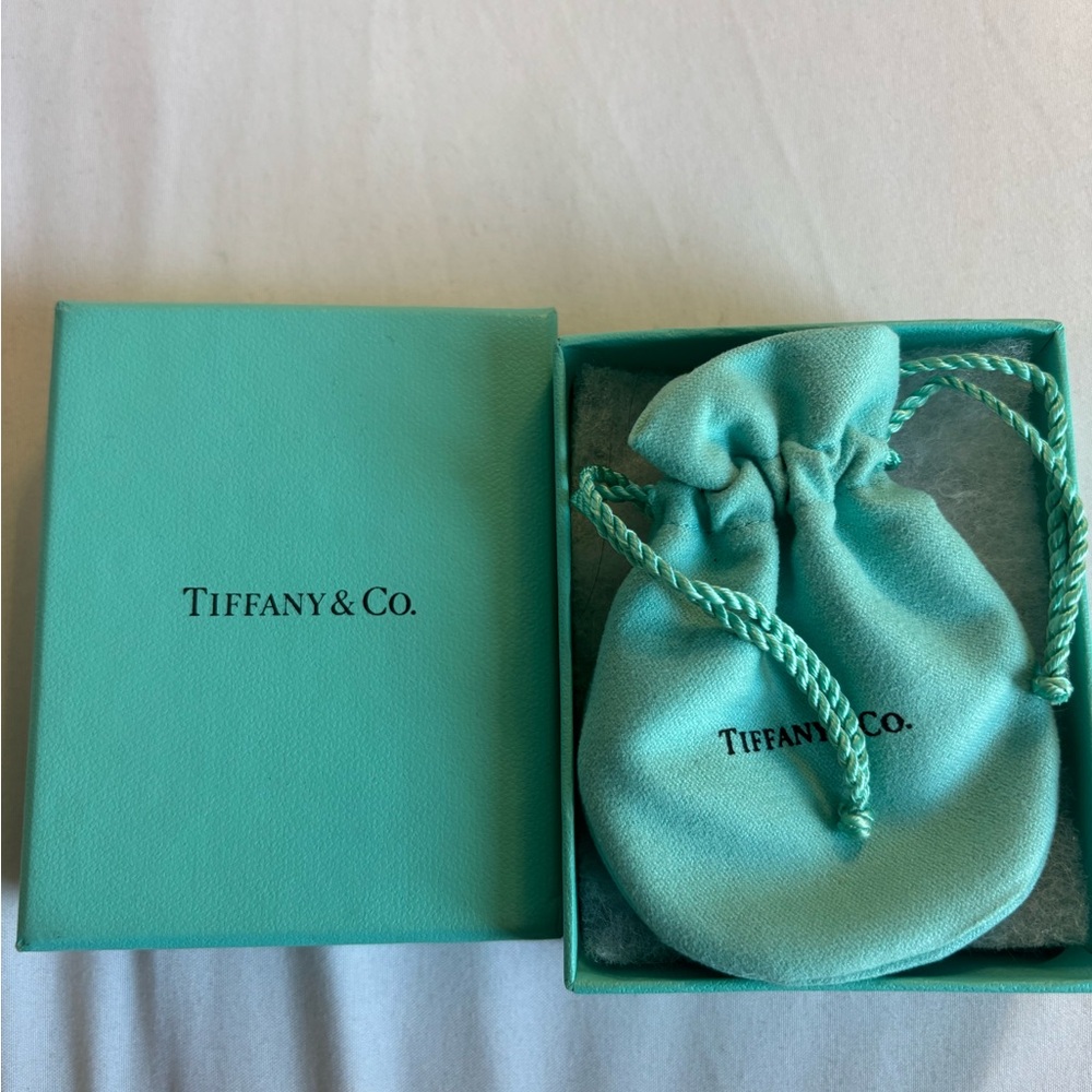 Tiffany&Co. gift box, guest bag and gift bag